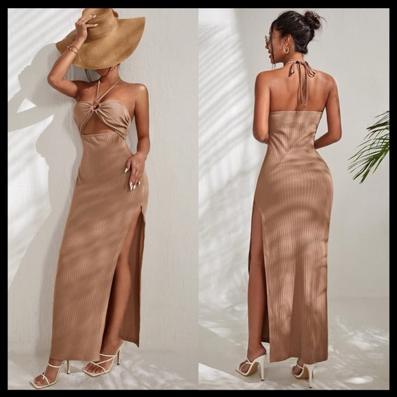 BOUTIQUE Cut Out Ring Halter Neck Maxi Dress - Picture 2 of 7